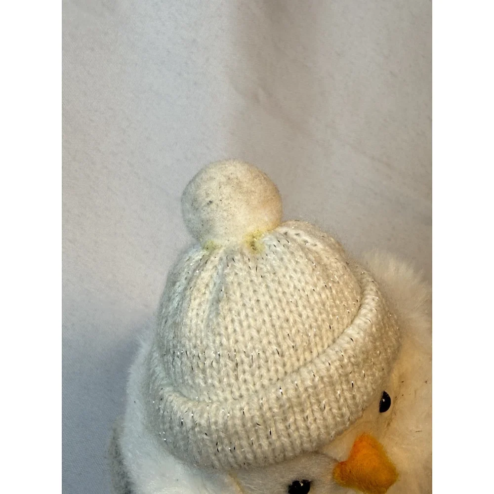 Target Wondershop Friends Bird with gray scarf 2020 READ